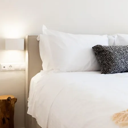 Guru 4* Mykonos Town