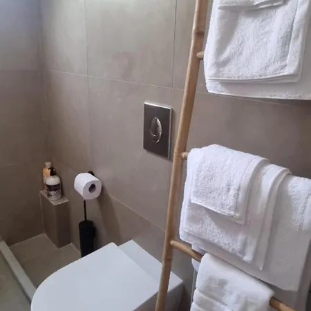 Guru Apartahotel
